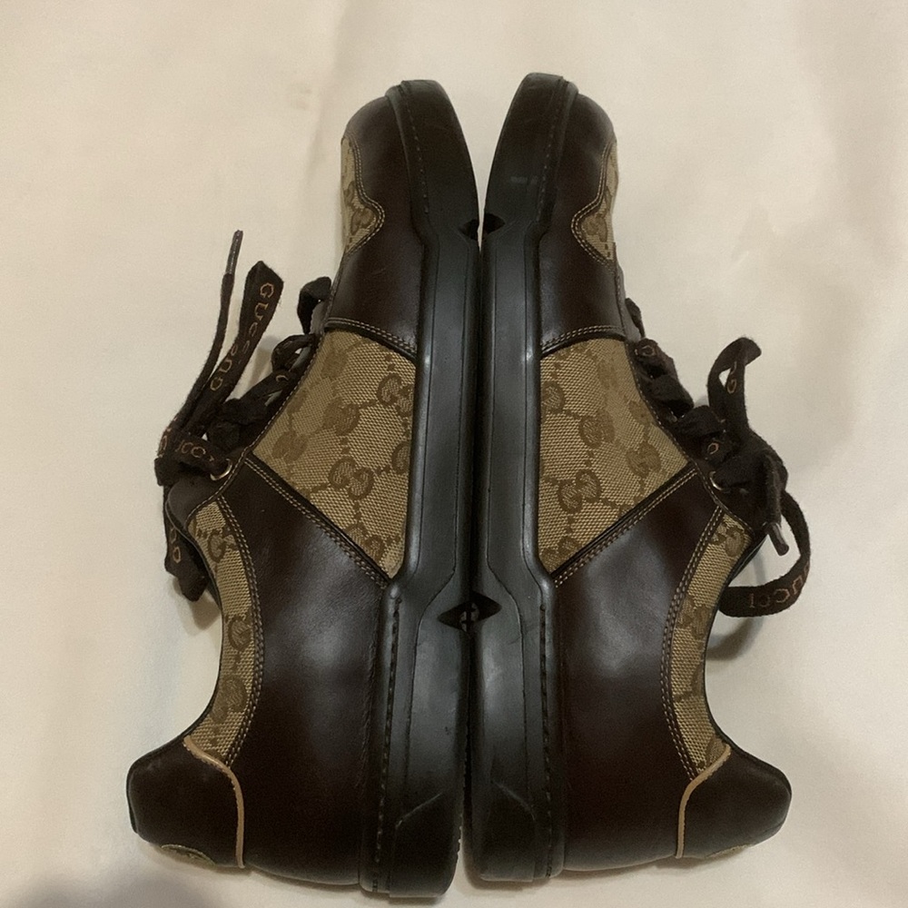 Gucci Men's Brown Monogram GG Signature Lace Low Sneakers - Picture 7 of 9